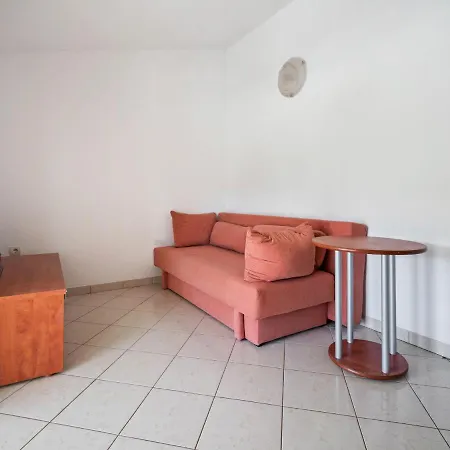 Beguiling In Near Renato Boat Excursions Apartment Banjole